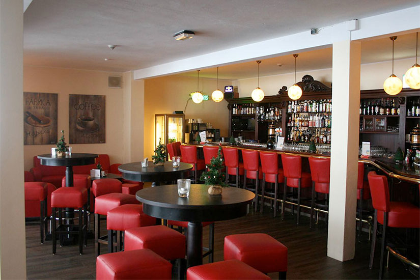 HWR Bar